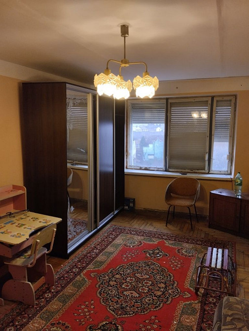 Продається 2 кімнатна квартира район Черемушки Мукачево - изображение 1