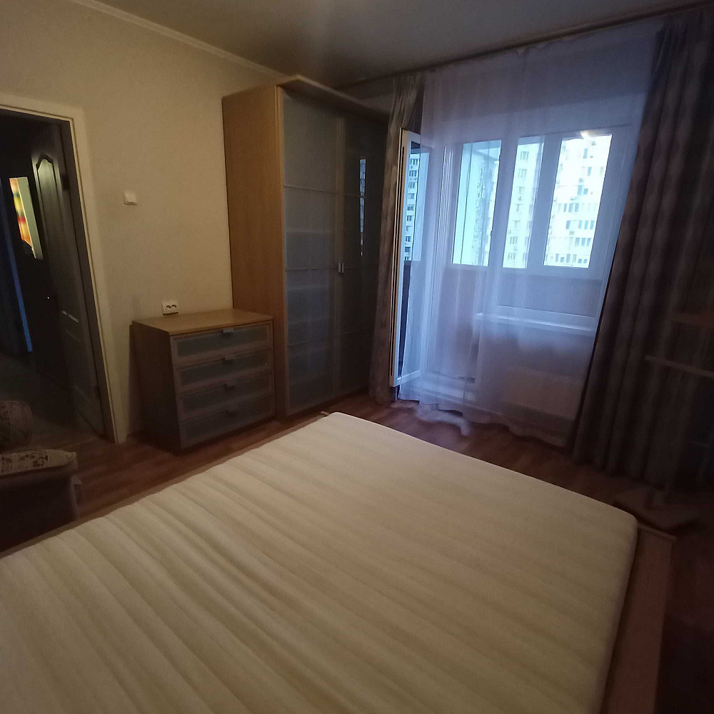 Аренда 2 раздельная ул.Гришко 10  м.Позняки Київ - зображення 4