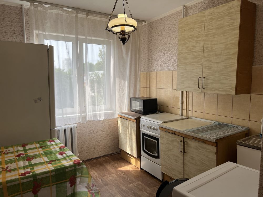 Здам 2- х кімн.кв.,вул.Дорогожицька,15.Метро 10 хв.пішки Київ - зображення 1