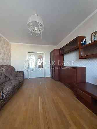 3-к з ремонтом Шевченківський м. Дорогожичі Сирець вул. Ризька 16 Київ