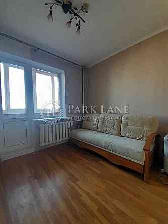 3-к з ремонтом Шевченківський м. Дорогожичі Сирець вул. Ризька 16 Київ