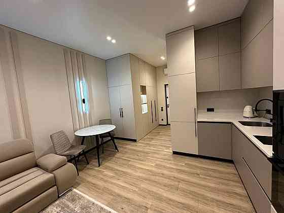 Продажа квартиры 42м2 ЖК Delmar Новопечерские липки Инвест под аренду Київ