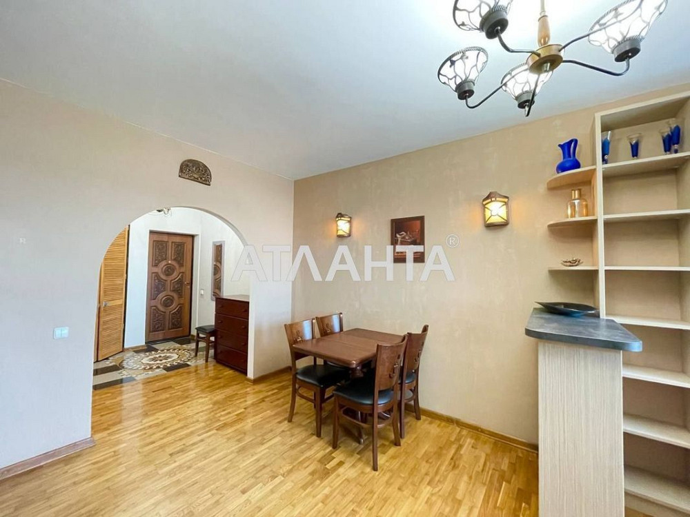 Простора 1-кімнатна квартира в ЖК Сирецький Бояр Київ - зображення 5