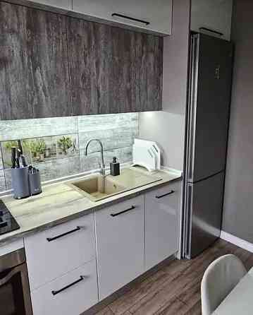 ТРЦ Караван Продаж 3к квартири вулиця Янтарна лівий берег Днепр