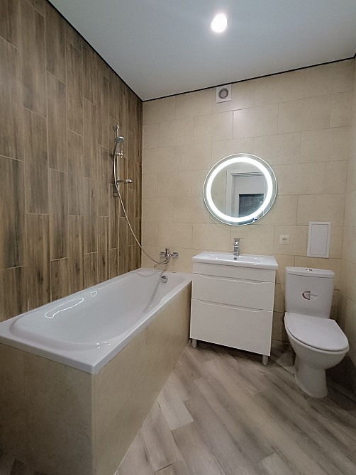 Однокімнатна 50м2 в центрі міста Івано-Франківськ - зображення 8