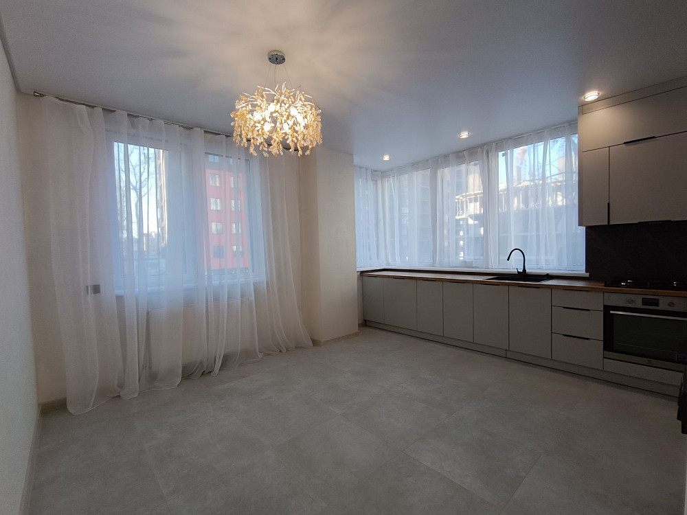 Терміновий продаж 2х кімнатної неподалік озера та парку Івано-Франківськ - зображення 4