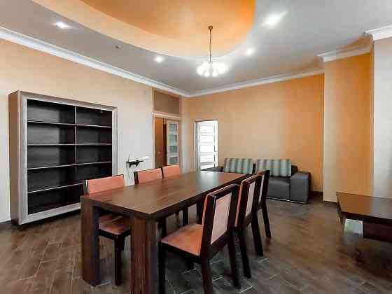 2 кімнатна квартира у новобудові в центрі міста, вул. Валова Львів