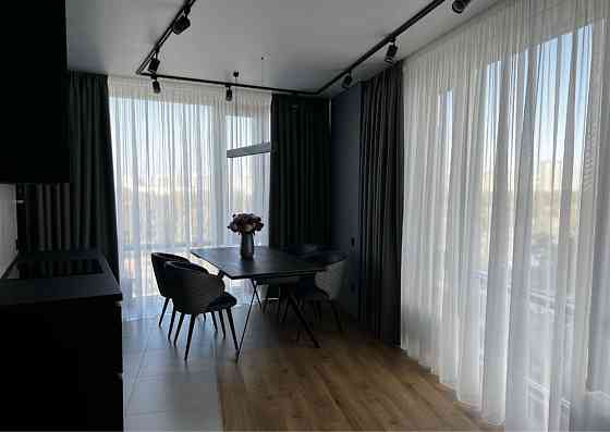 Сдам 2 ком квартиру ЖК Метрополис ТРЦ Республика Київ