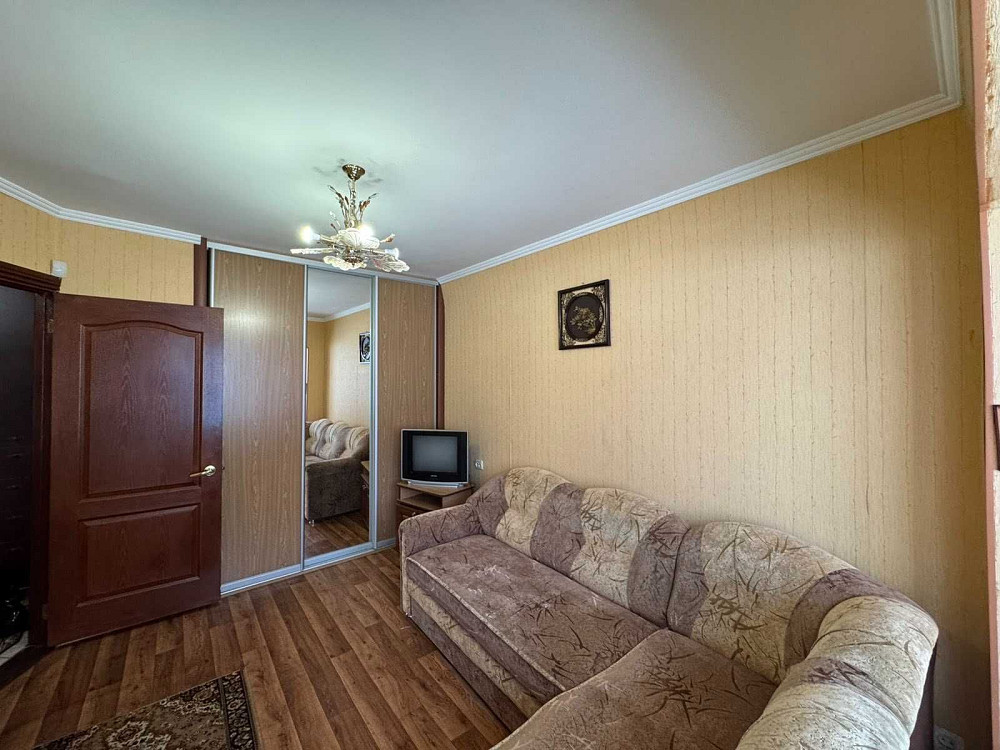 1-нокімнатна квартира, метро "Іподром" або "Теремки", вул.Касіяна,10 Київ - зображення 2