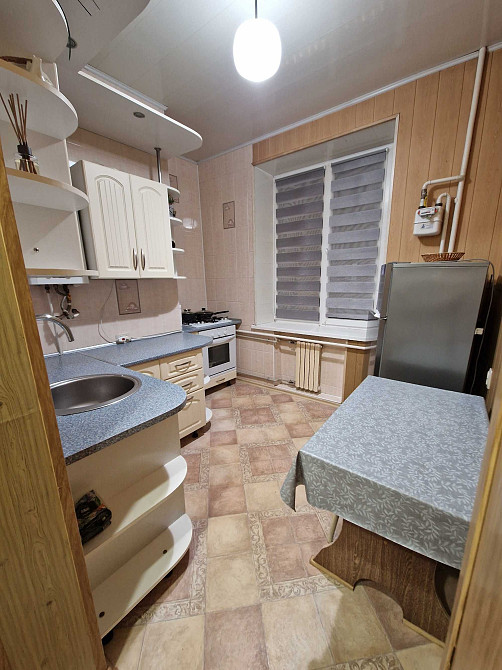 Здаю в оренду 1 кімнатну квартиру по  вул. Комерційна б.1. Кривий Ріг - зображення 2