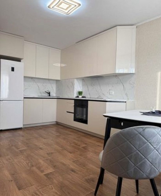 Модно с жив!Классная 2-к студия, ЖК Скай Авеню, Севастоп пл, м Вокз Київ - зображення 1