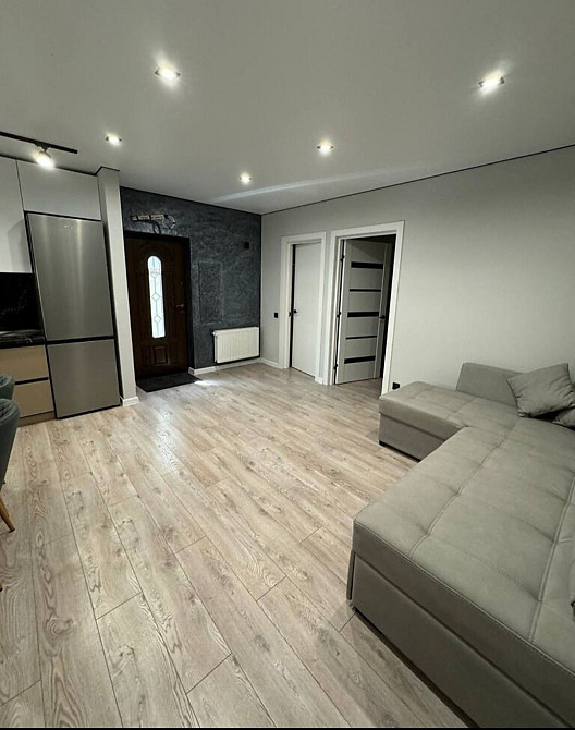 НОВОБУДОВА 1-кім. квартира, Новий двір, Автономка Рівне - зображення 4