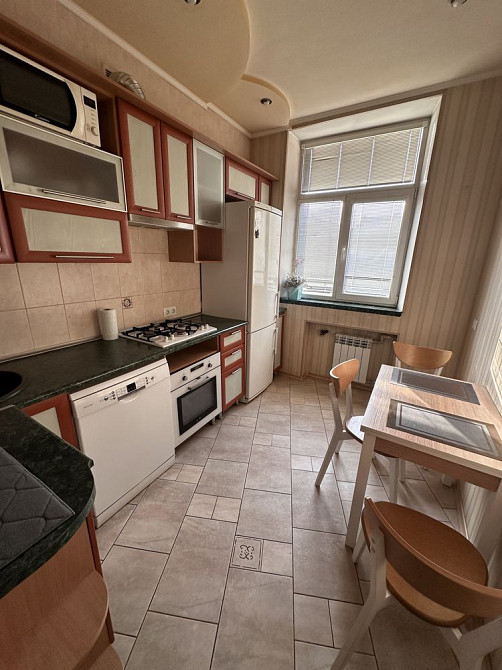 Реальная 2-ка в Центре, Площадь Конституции, ТЦ Никольский Харків - зображення 8