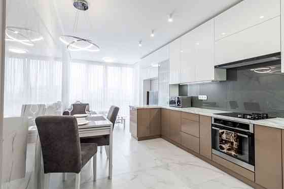 Довготривала оренда двокімнатної квартири, ближній центр Львів