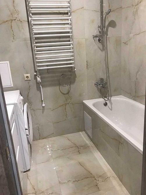 Власник довгострокова оренда 2х кімнатної  квартири Княгинин Ивано-Франковск - изображение 4