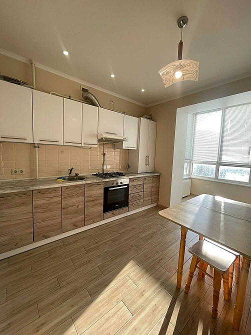 Оренда 1 к. к. біля озера в новобудові Ивано-Франковск - изображение 1