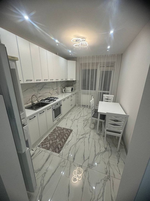 Оренда 3 -кімнатної квартири в ЖК на Климпуша, Боздош Ужгород - изображение 1