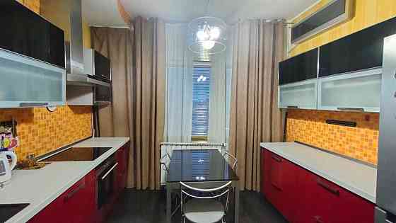 ЖК Оазис,просп.В.Івасюка,будинок біля набережної та парку Наталка Київ