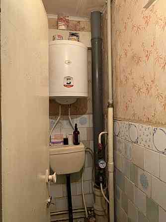 ЗАРІЧНИЙ, 3 кім.квартира, 1 поверх з балконом. Є - ВІДНОВЛЕННЯ можливе Кривой Рог