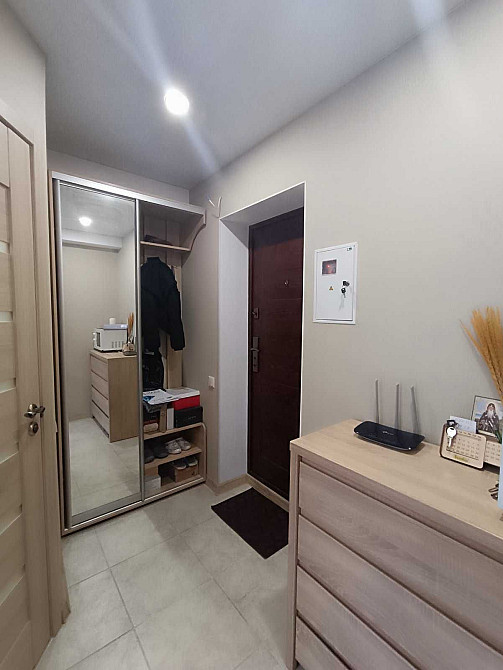 Срочно продам 1-о комнатную возле ДК горького Кам`янське (Запорізька обл.) - зображення 4