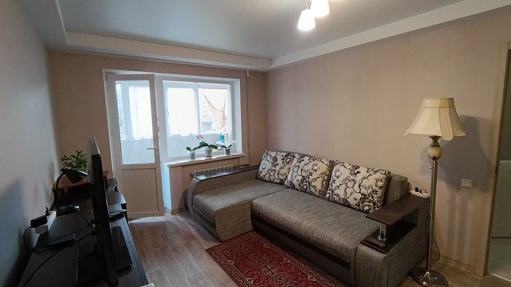 Срочно продам 1-о комнатную возле ДК горького Кам`янське (Запорізька обл.) - зображення 2