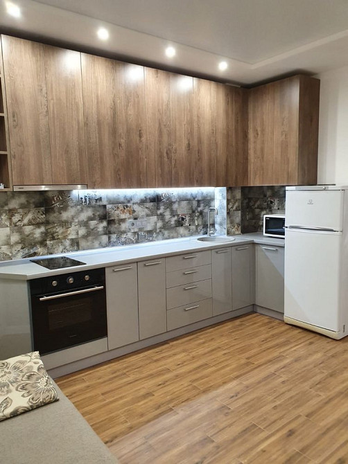 Продам 1 кімн.кв.Моноліт(новий ремонт) 2/5 Чорноморськ - зображення 1