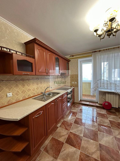 Продам чудову 5-кімнатну квартиру у центрі міста Каменец-Подольский - изображение 3