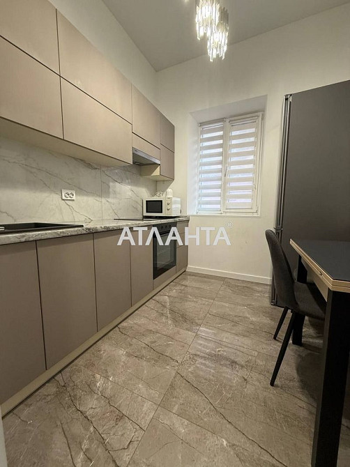 1 кім. з євроремонтом  вул. Шевченка Черновцы - изображение 1