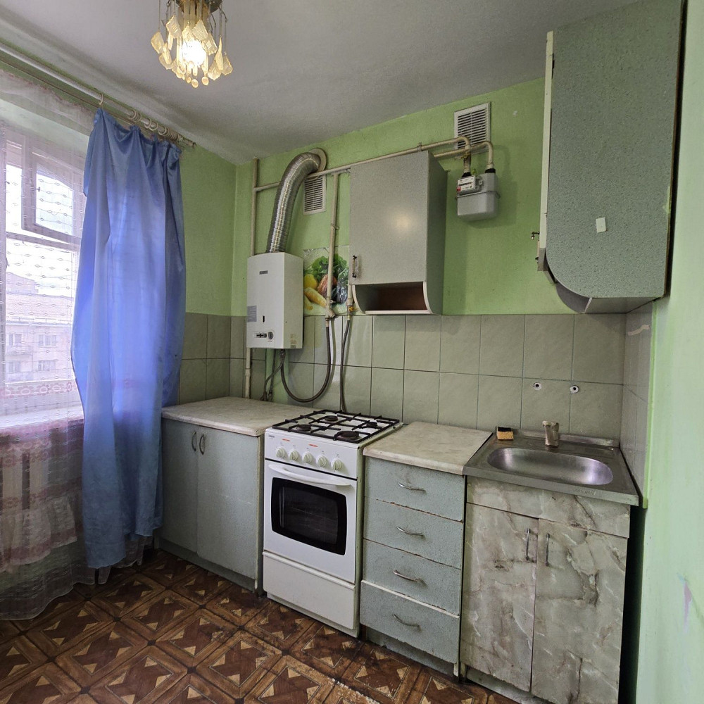 ТЕРМІНОВО! НАЙДЕШЕВША 1 кім біля центрального ринку Івано-Франківськ - зображення 1