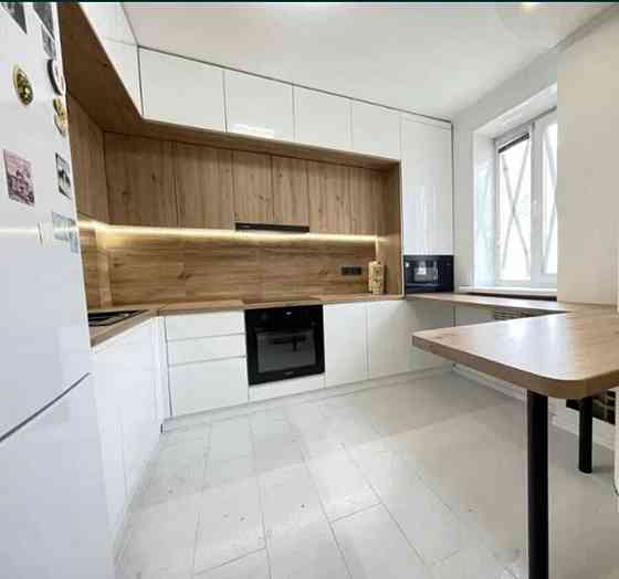 Новострой ЖК ПР-Т ГАГАРИНА 43 Продам 3-комн. 82м Евроремонт Этаж 10/16 Харків