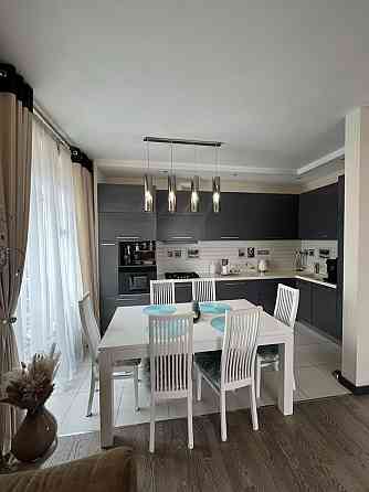 Продаж  2кімн+комора,газ вул Замковецька ЖК Ліпінка Київ