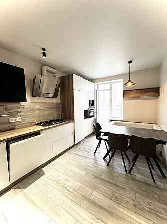 Продаж 2 кімнатної квартири з ремонтом Софіївська Борщагівка Святопетрівське (Києво-Свят.р-н)