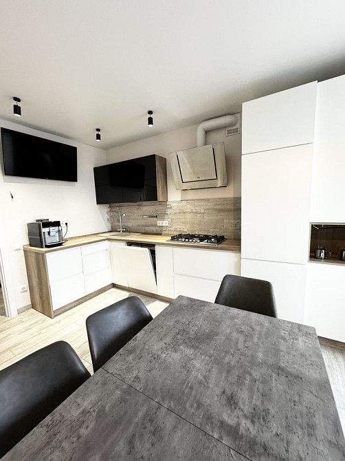 Продаж 2 кімнатної квартири з ремонтом Софіївська Борщагівка Святопетрівське (Києво-Свят.р-н) - зображення 2