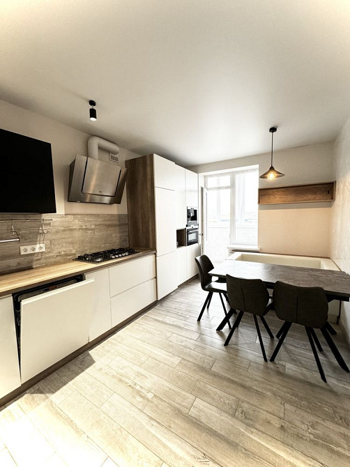 Продаж 2 кімнатної квартири з ремонтом Софіївська Борщагівка Святопетрівське (Києво-Свят.р-н) - зображення 3