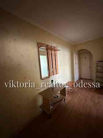 Таирова! Трёхкомнатная квартира под ремонт!Средний этаж! глушко! Одеса