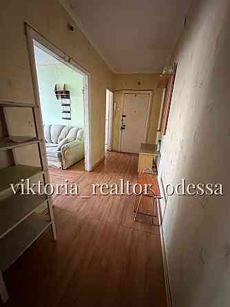 Таирова! Трёхкомнатная квартира под ремонт!Средний этаж! глушко! Одеса