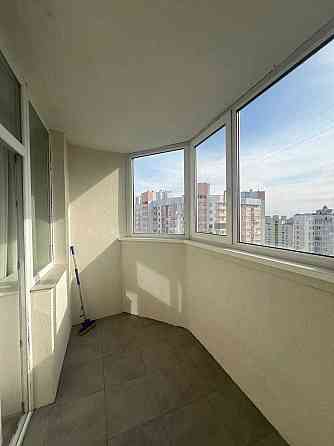 Пчілки 8, продаж квартири. Є генератор. Київ