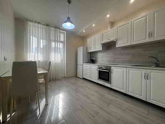 Пчілки 8, продаж квартири. Є генератор. Київ