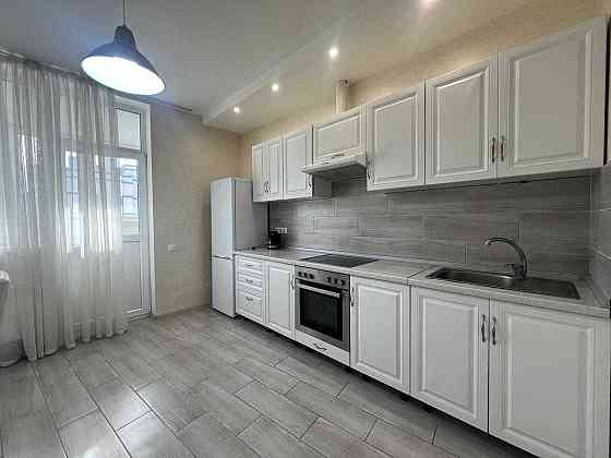 Пчілки 8, продаж квартири. Є генератор. Київ