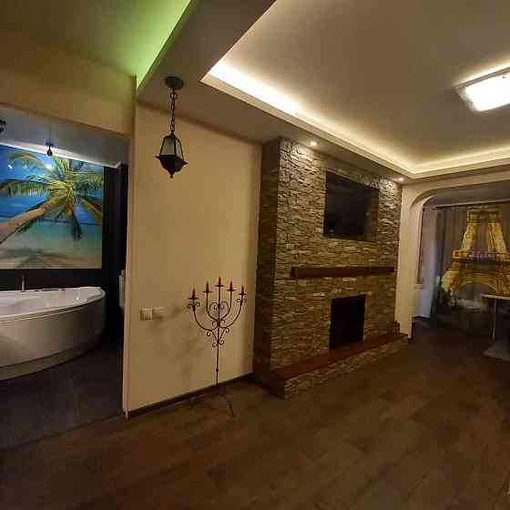 Продам 2 - кім. Квартиру.  вул. Героїв Дніпра Київ