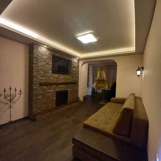 Продам 2 - кім. Квартиру.  вул. Героїв Дніпра Київ