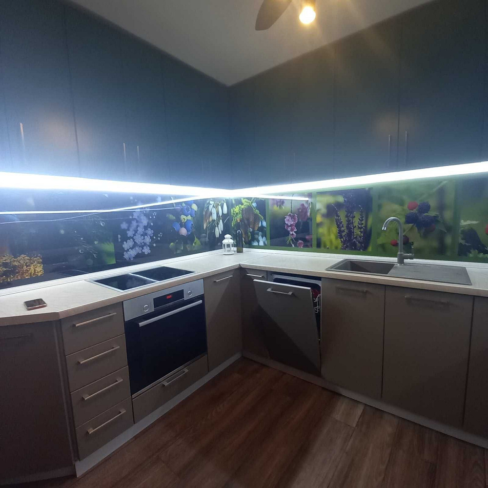 Продам 2 - кім. Квартиру.  вул. Героїв Дніпра Киев - изображение 1