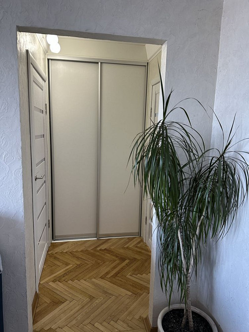 Продам простору, світлу квартиру з новим ремонтом. Всім укомплектована Киев - изображение 7