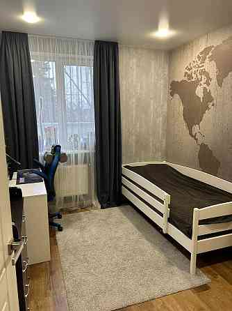 Продам 2-х к. квартиру ЖК Радужный . Метро Дворец спорта.Новые дома Харків