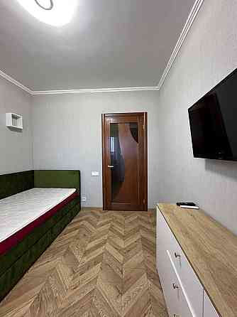 Продам  3-комн. квартиру "СОТОВАЯ" Заболотного/Добровольского/Обл.б-ца Одеса