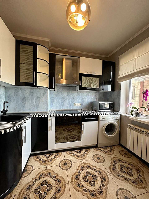 Продам  3-комн. квартиру "СОТОВАЯ" Заболотного/Добровольского/Обл.б-ца Одеса - зображення 4