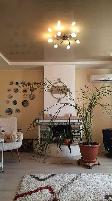 Левада продаж 3-х кім кв-ри  з діючим каміном та автономним опаленням Полтава - изображение 2