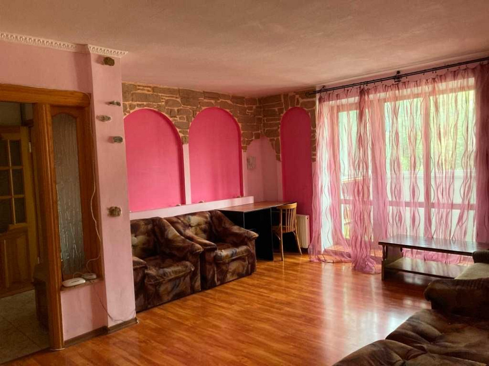 Продам 4-кімнатну квартиру з автономним опаленням у місті Вінниця. Винница - изображение 1