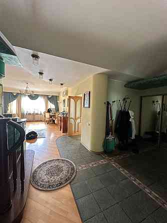 Продам 6ком центр Нагорный ул.Моссаковского Дніпро