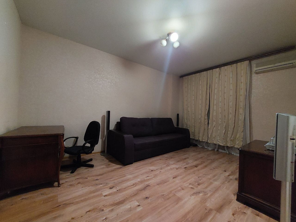 1 комнатная квартира с панорамным балконом без комиссии от хозяина Авангард - изображение 4